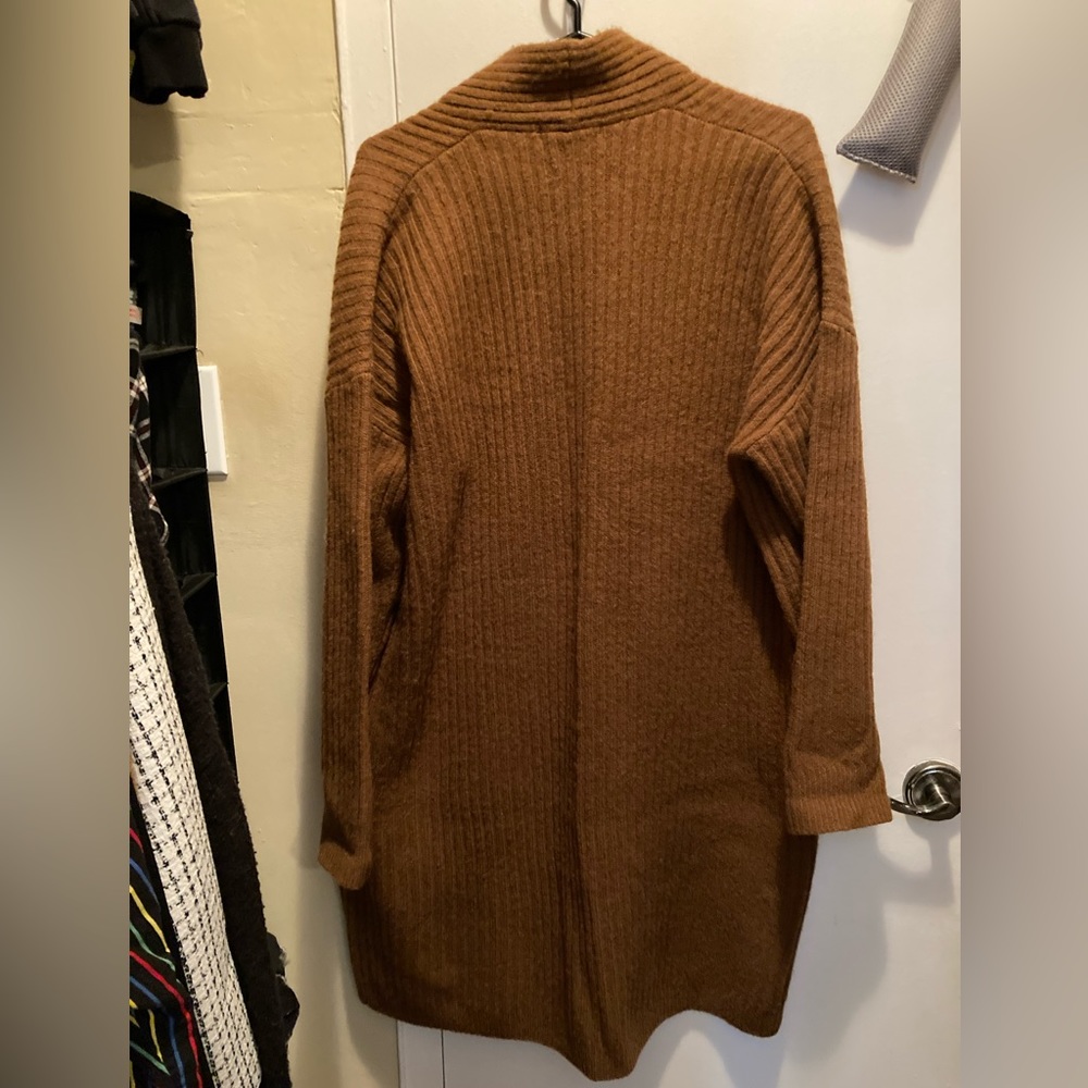 Uniqlo XL CARAMEL long sweater/cardigan